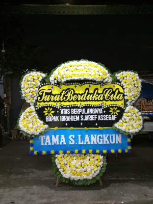 Papan Bunga Duka di Pugo Dagi